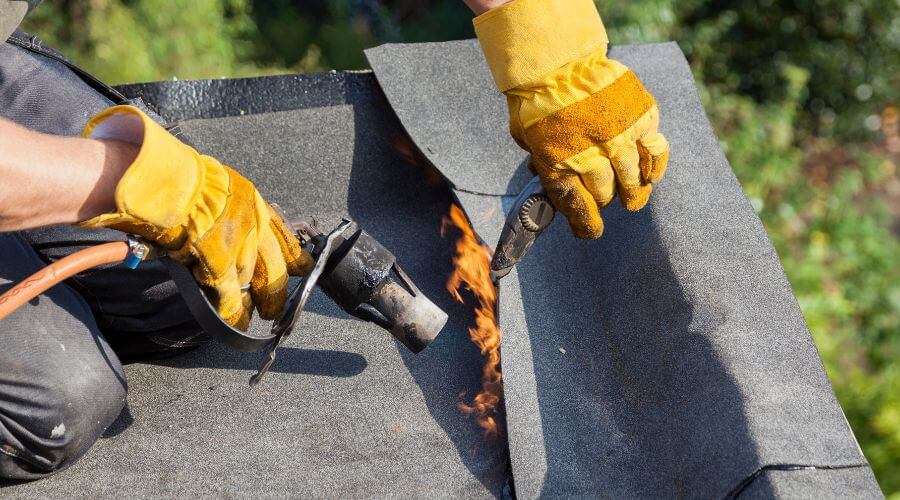 Professional flood damage restoration services in Gladstone, NM